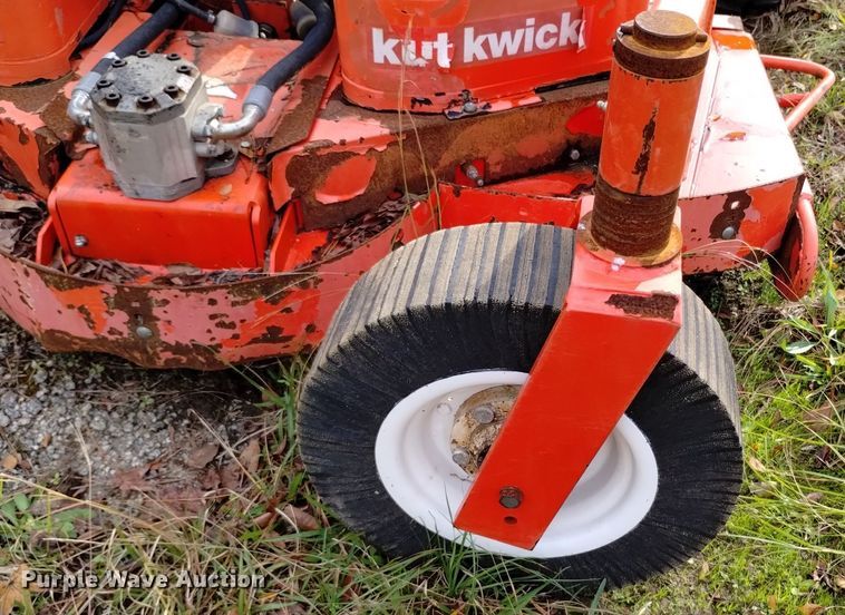 image for item OJ9899 Kut Kwick SSM 38-72 slope mower