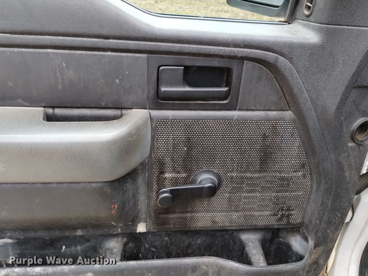 image for item OJ9901 2013 Ford  F150 pickup truck