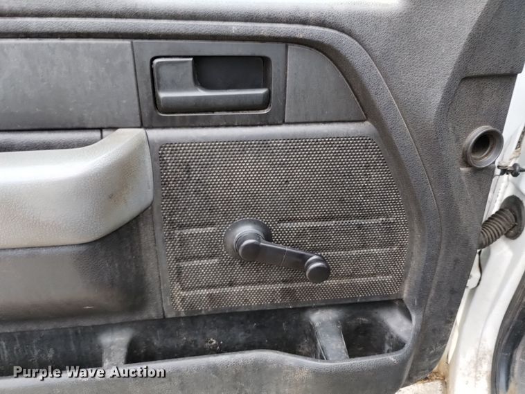 image for item OJ9905 2013 Ford  F150 pickup truck