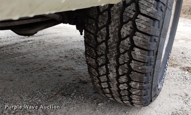 image for item OJ9905 2013 Ford  F150 pickup truck