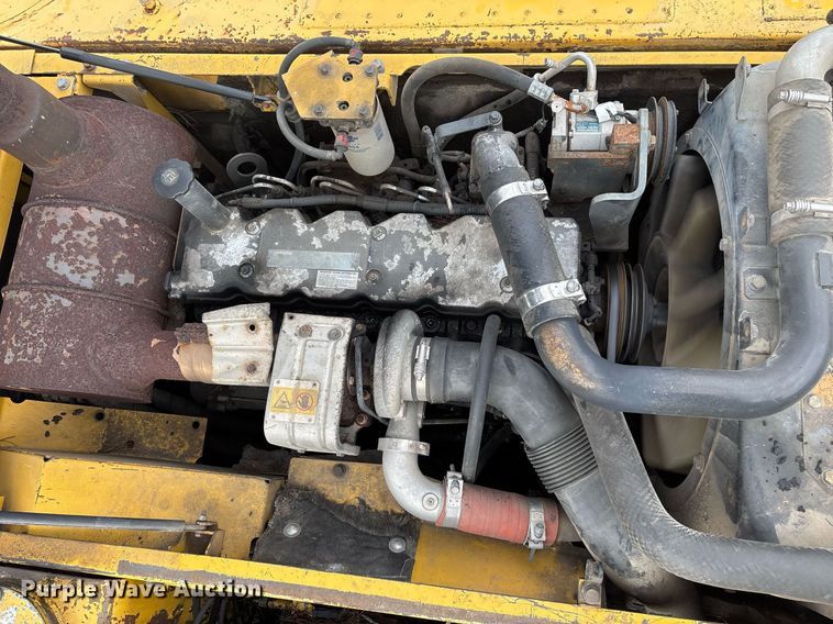 image for item DM1861 Komatsu  PC200LC-8 excavator