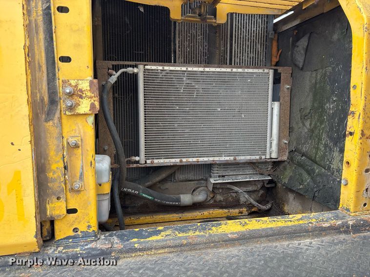 image for item DM1861 Komatsu  PC200LC-8 excavator