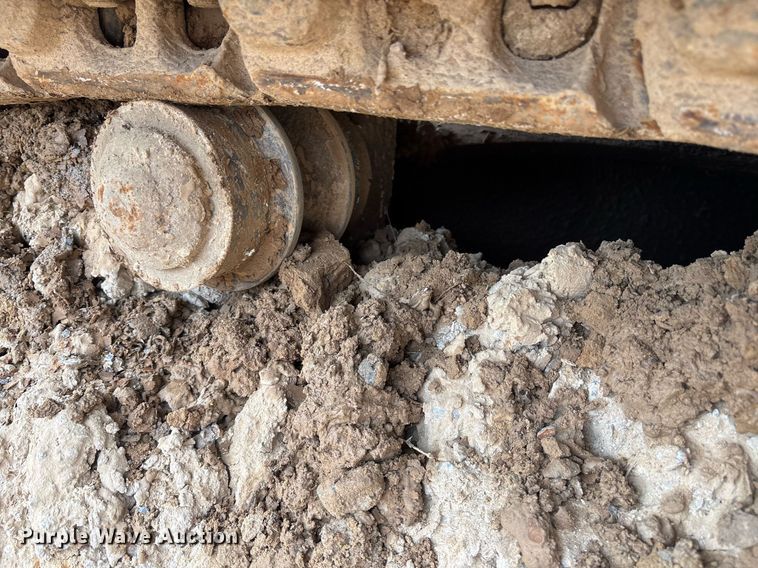 image for item DM1861 Komatsu  PC200LC-8 excavator