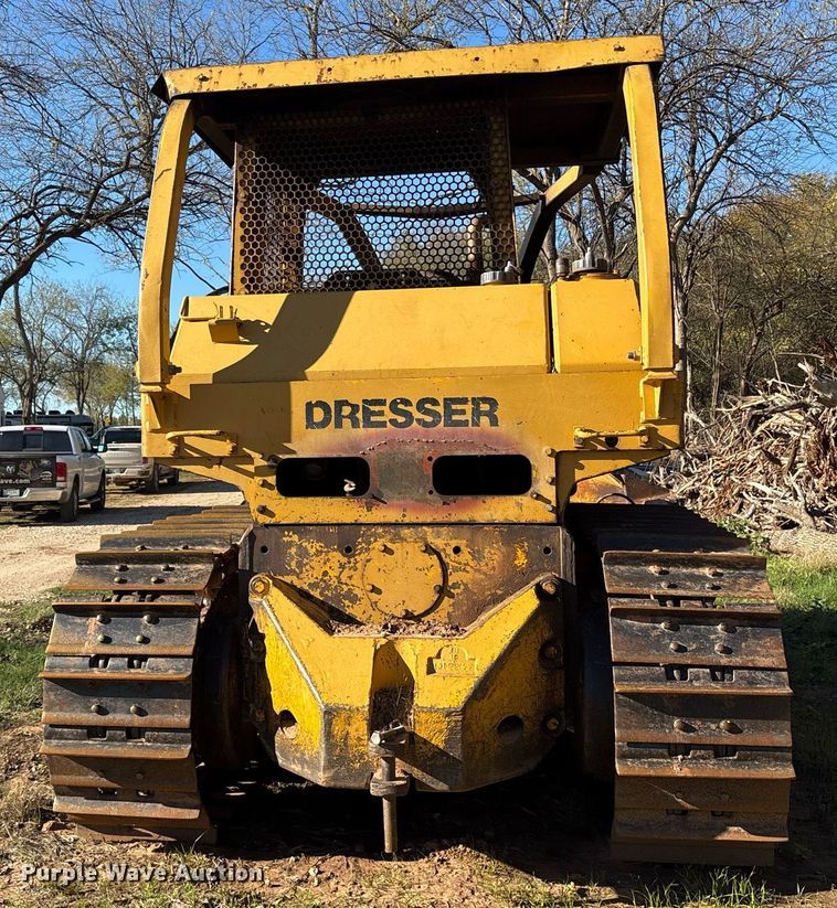 image for item DM1876 Dresser TD20E dozer
