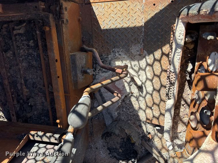 image for item DM1876 Dresser TD20E dozer