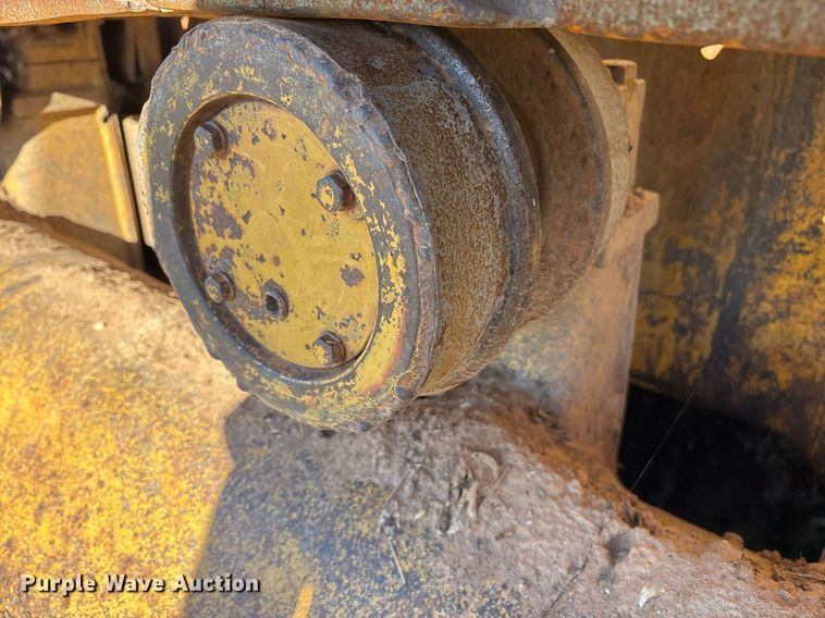 image for item DM1876 Dresser TD20E dozer