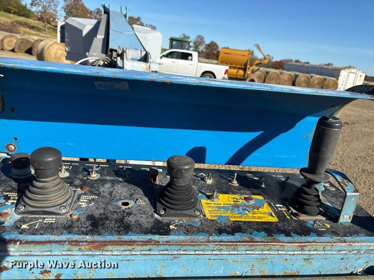 image for item DM1879 1996 Genie S-65 boom lift