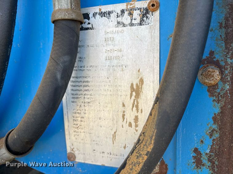 image for item DM1879 1996 Genie S-65 boom lift