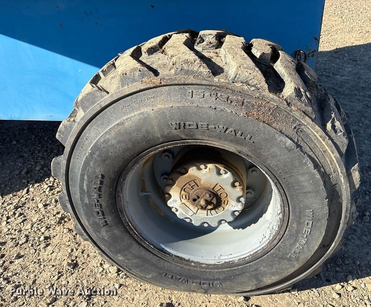 image for item DM1879 1996 Genie S-65 boom lift