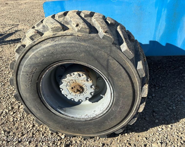 image for item DM1879 1996 Genie S-65 boom lift