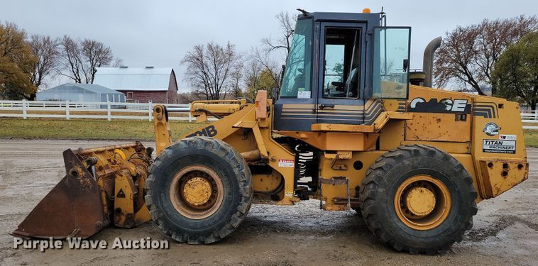 image for item DN3628 1998 Case 721B wheel loader