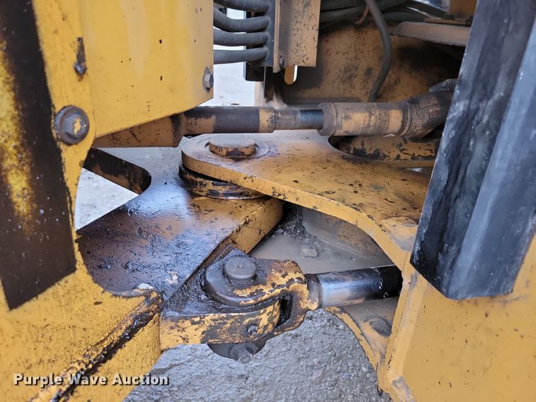 image for item DN3628 1998 Case 721B wheel loader