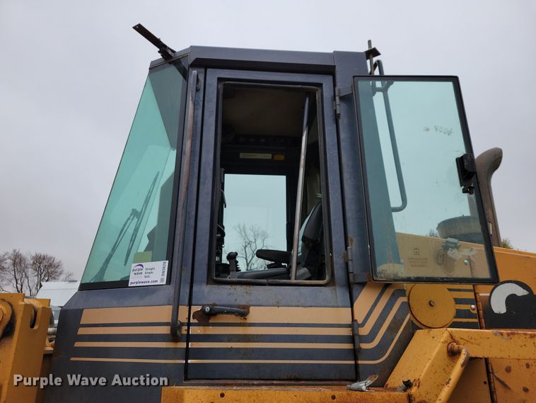 image for item DN3628 1998 Case 721B wheel loader