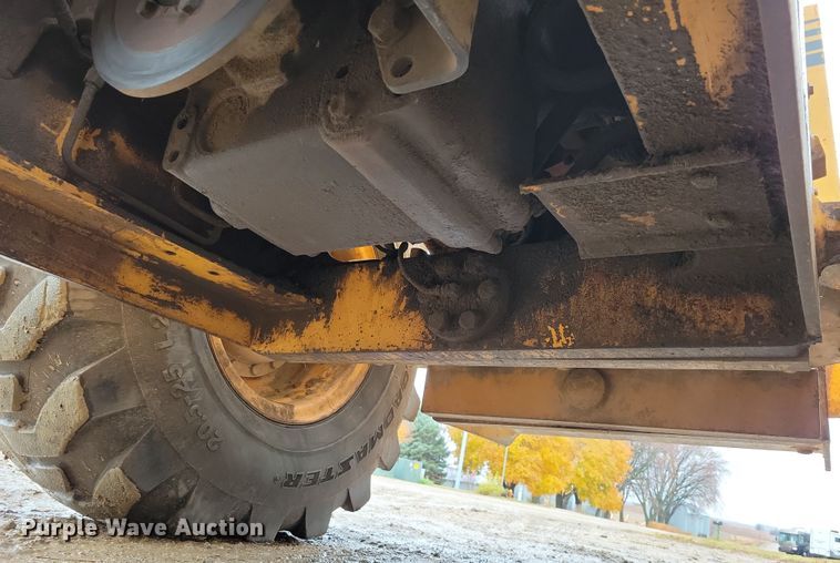 image for item DN3628 1998 Case 721B wheel loader