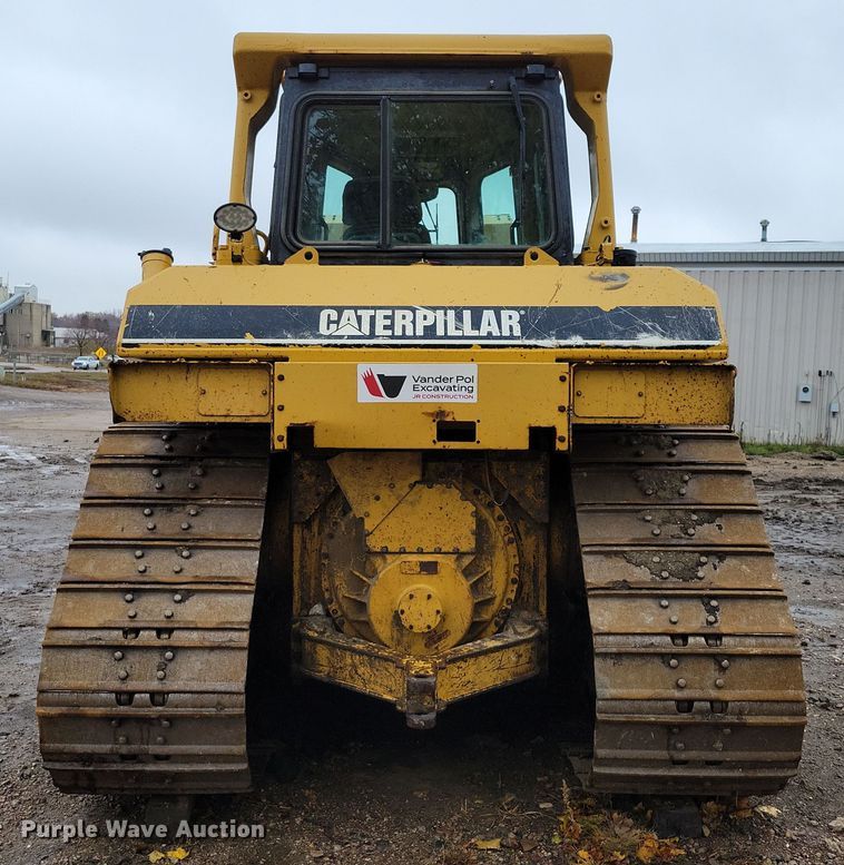 image for item DN3629 1998 Caterpillar D6R XL dozer