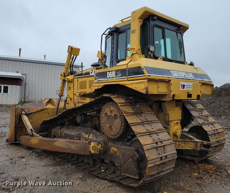 image for item DN3629 1998 Caterpillar D6R XL dozer