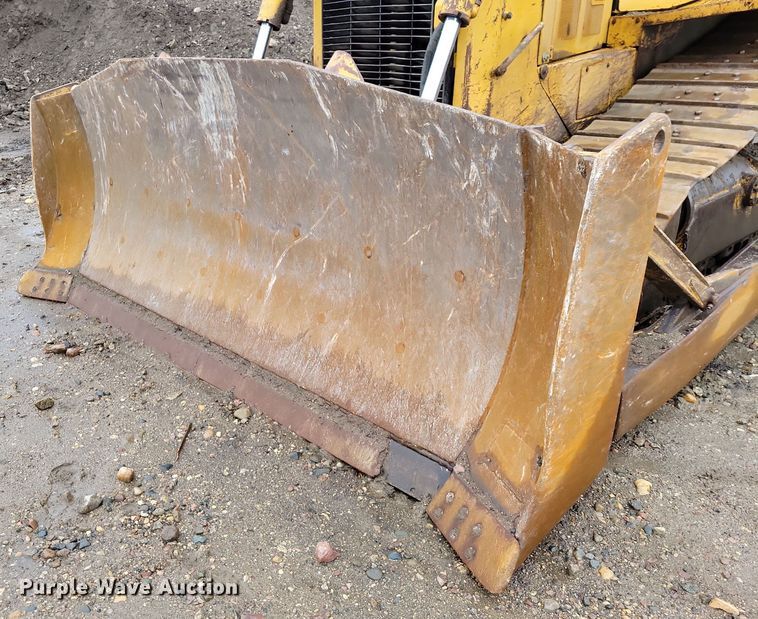 image for item DN3629 1998 Caterpillar D6R XL dozer