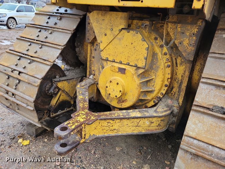 image for item DN3629 1998 Caterpillar D6R XL dozer