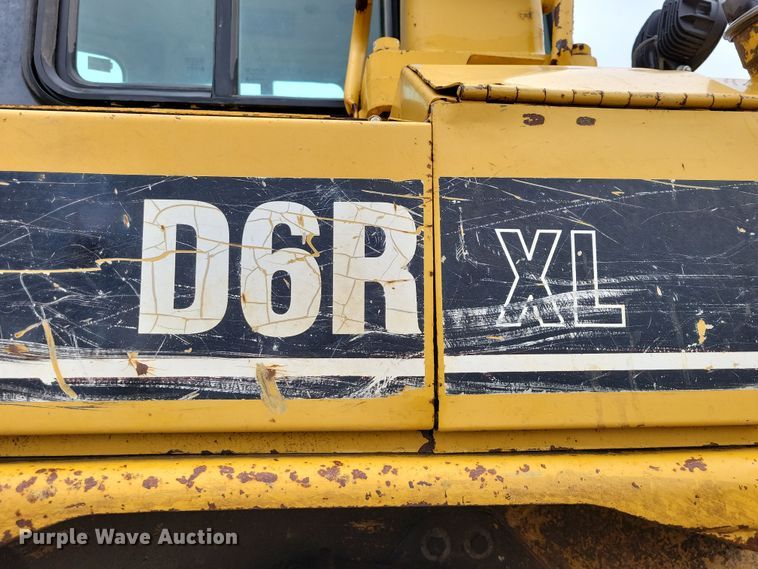 image for item DN3629 1998 Caterpillar D6R XL dozer