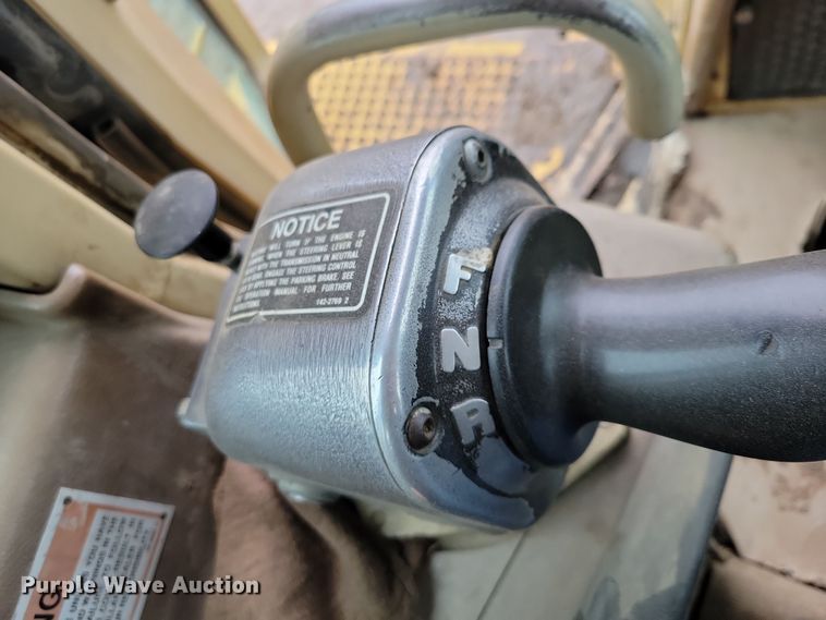 image for item DN3629 1998 Caterpillar D6R XL dozer