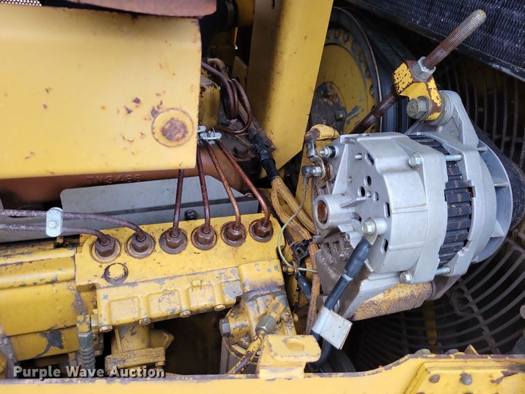 image for item DN3629 1998 Caterpillar D6R XL dozer