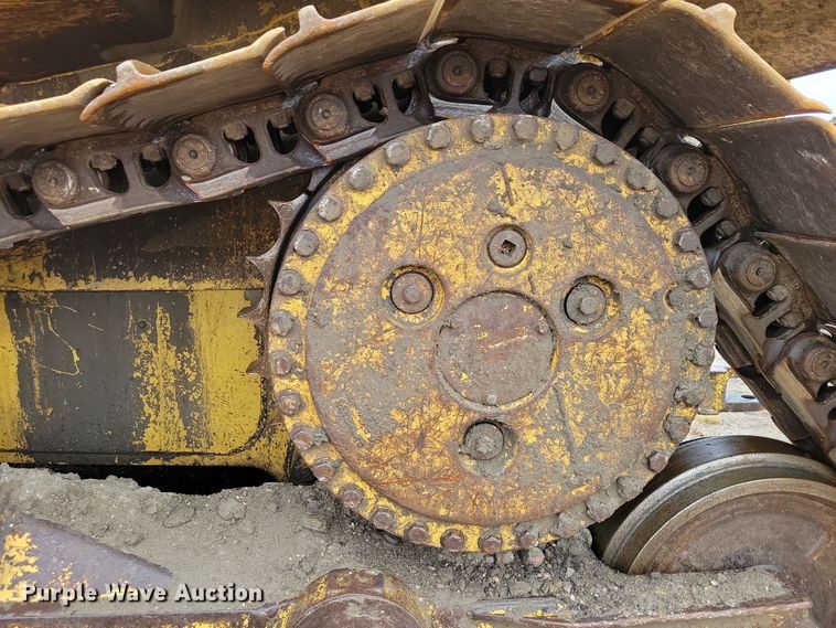 image for item DN3629 1998 Caterpillar D6R XL dozer