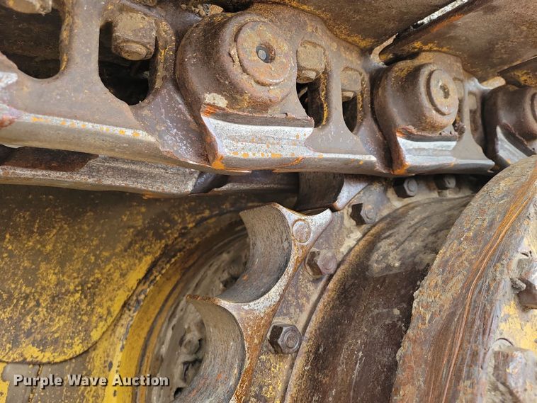 image for item DN3629 1998 Caterpillar D6R XL dozer