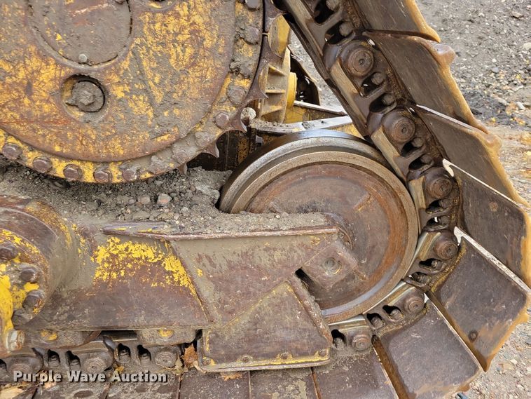 image for item DN3629 1998 Caterpillar D6R XL dozer