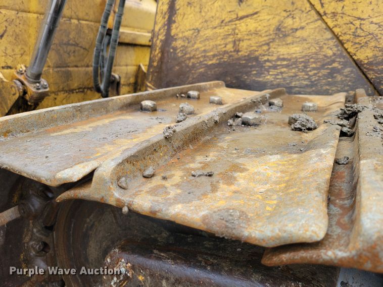 image for item DN3629 1998 Caterpillar D6R XL dozer