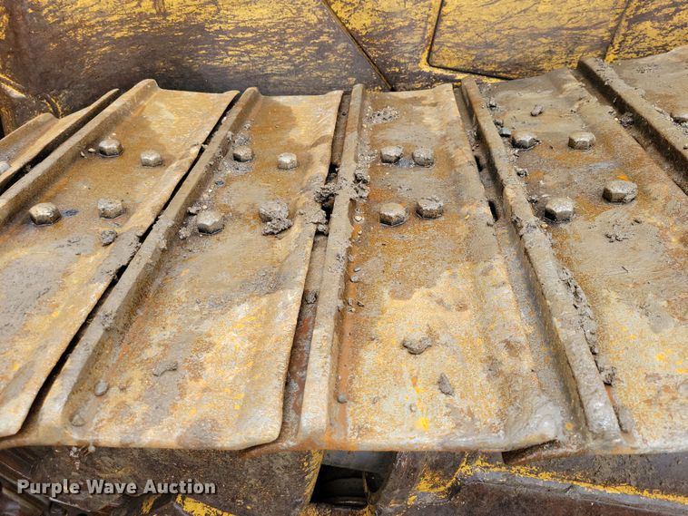 image for item DN3629 1998 Caterpillar D6R XL dozer