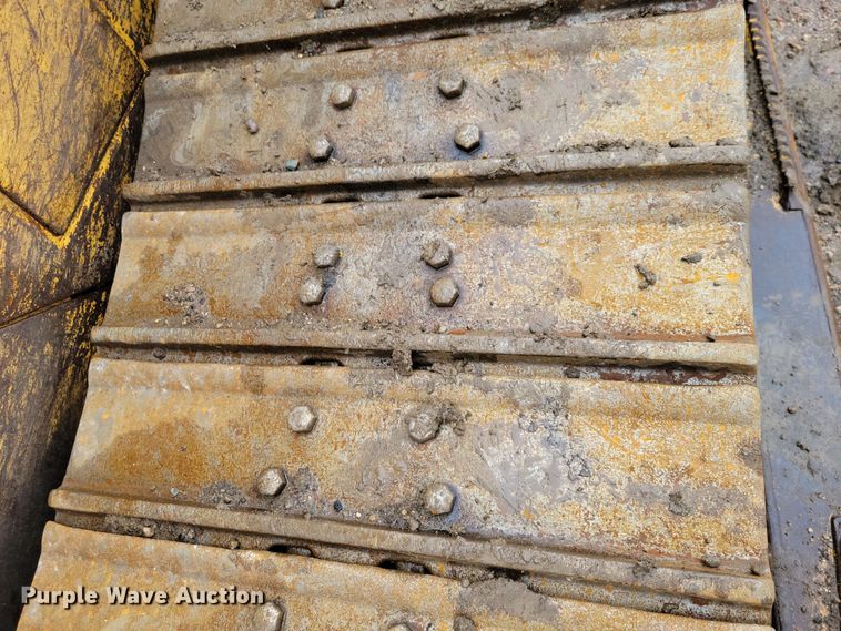 image for item DN3629 1998 Caterpillar D6R XL dozer