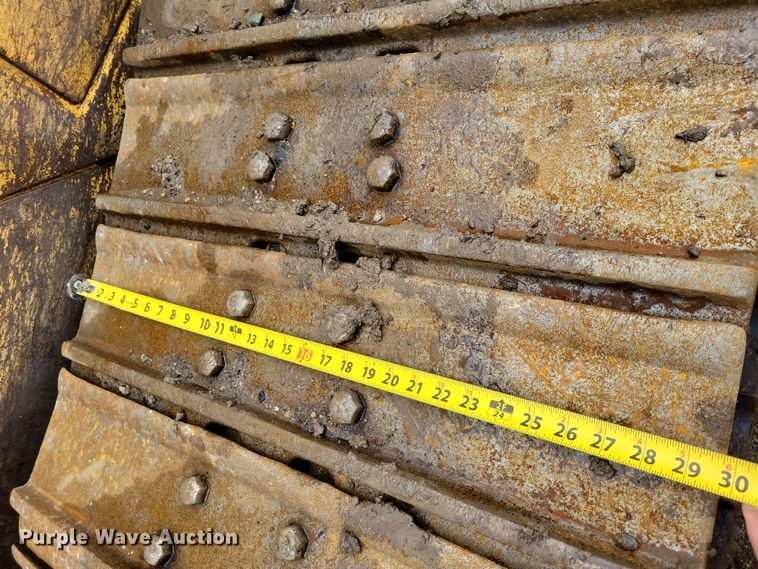 image for item DN3629 1998 Caterpillar D6R XL dozer