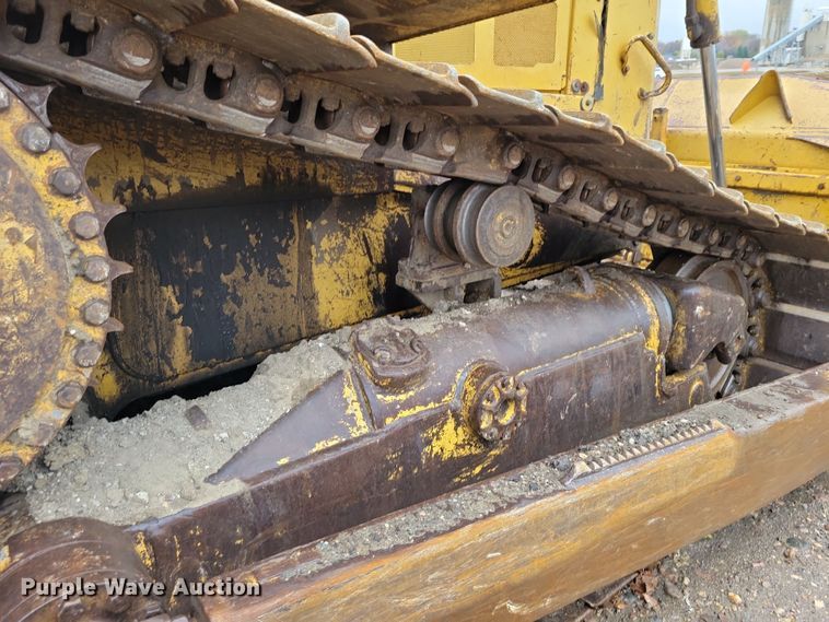 image for item DN3629 1998 Caterpillar D6R XL dozer
