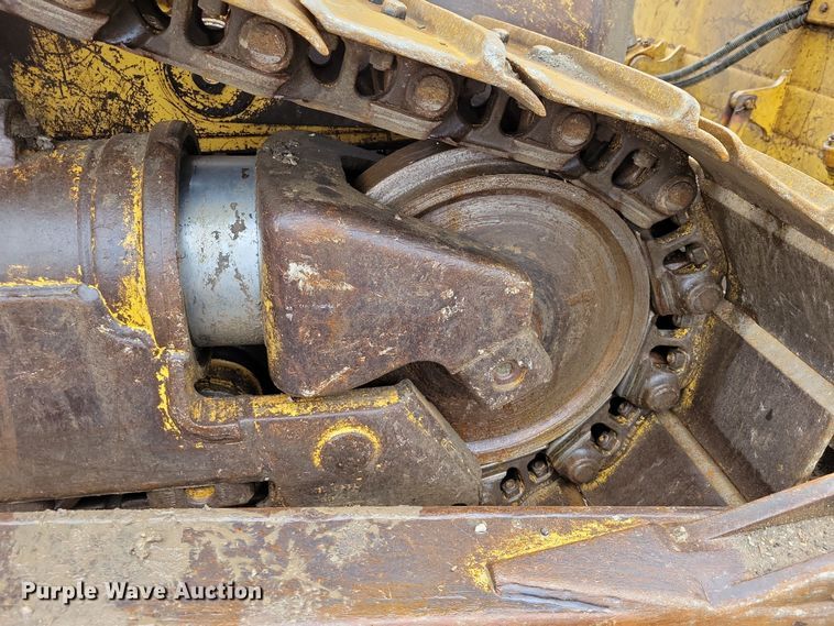 image for item DN3629 1998 Caterpillar D6R XL dozer