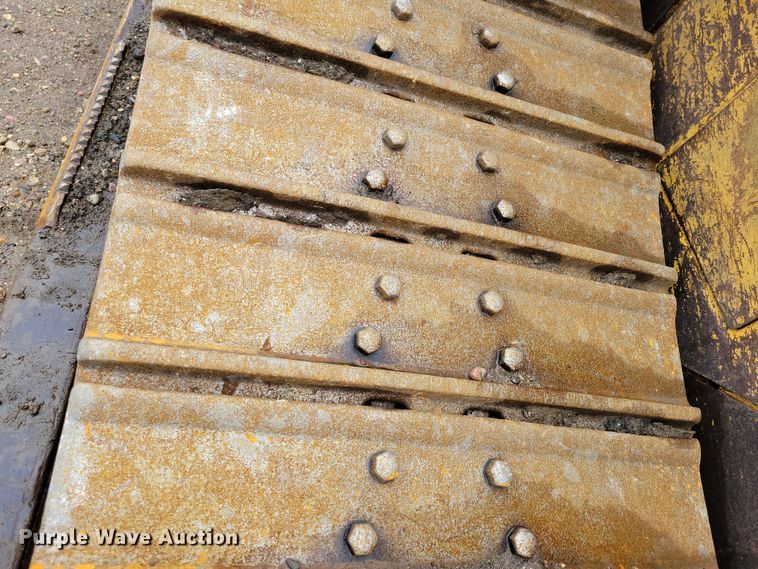 image for item DN3629 1998 Caterpillar D6R XL dozer