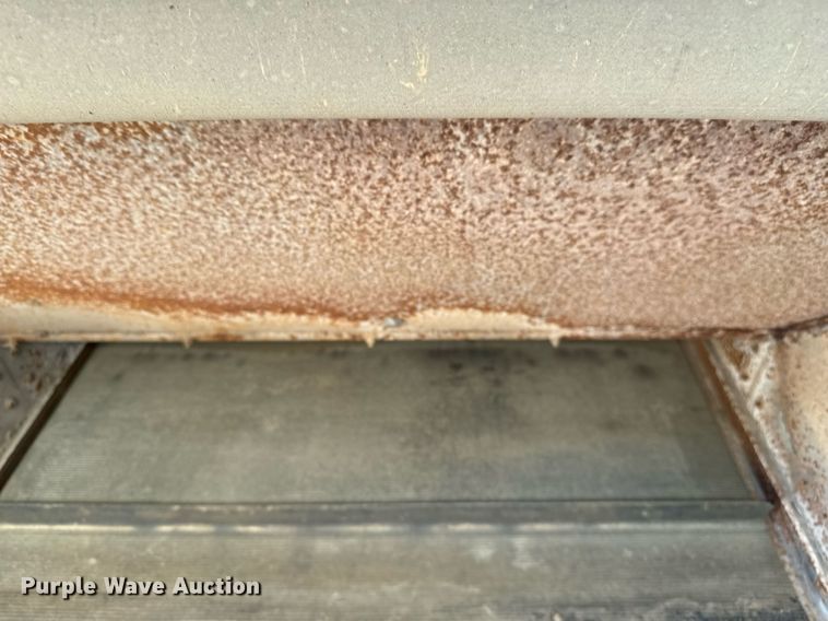 image for item DO2571 2009 Elgin Eagle street sweeper truck