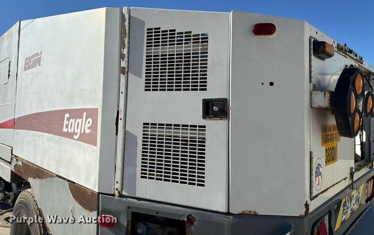 image for item DO2571 2009 Elgin Eagle street sweeper truck