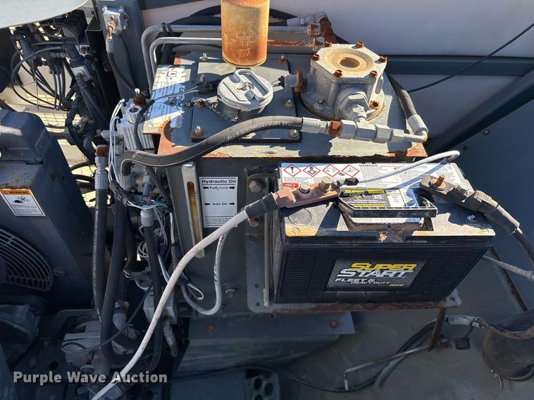 image for item DO2571 2009 Elgin Eagle street sweeper truck