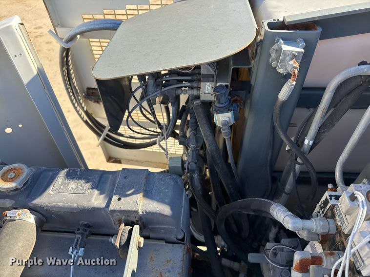 image for item DO2571 2009 Elgin Eagle street sweeper truck