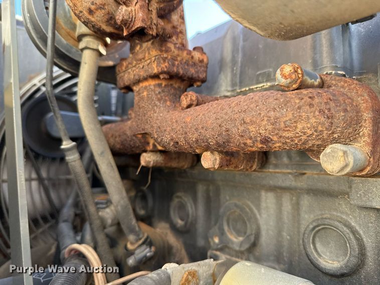 image for item DO2571 2009 Elgin Eagle street sweeper truck