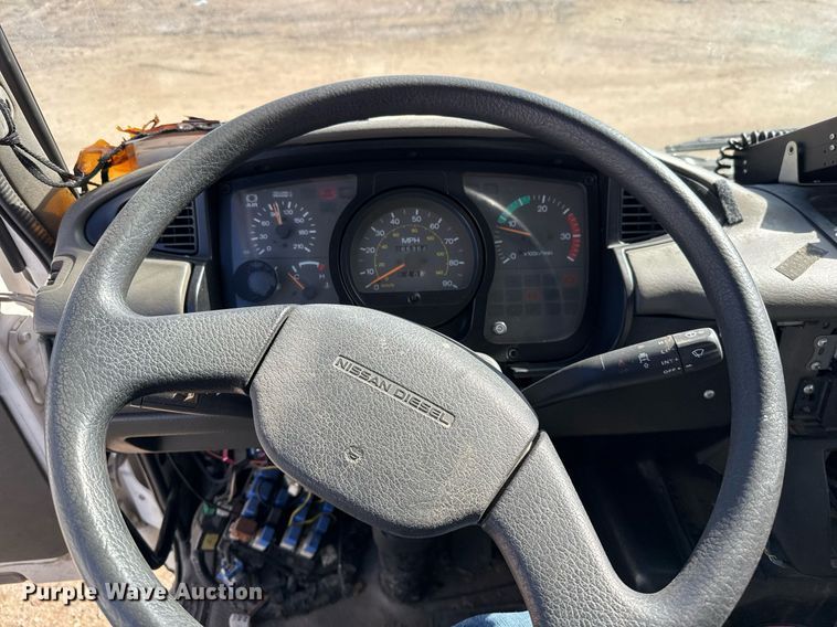 image for item DO2571 2009 Elgin Eagle street sweeper truck