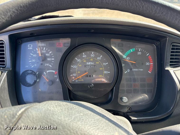 image for item DO2571 2009 Elgin Eagle street sweeper truck