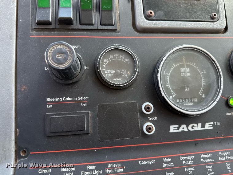 image for item DO2571 2009 Elgin Eagle street sweeper truck