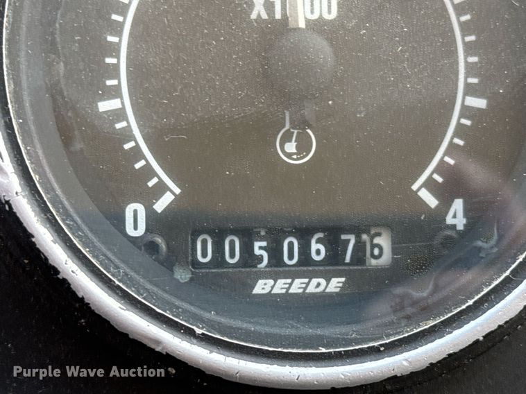 image for item DO2571 2009 Elgin Eagle street sweeper truck