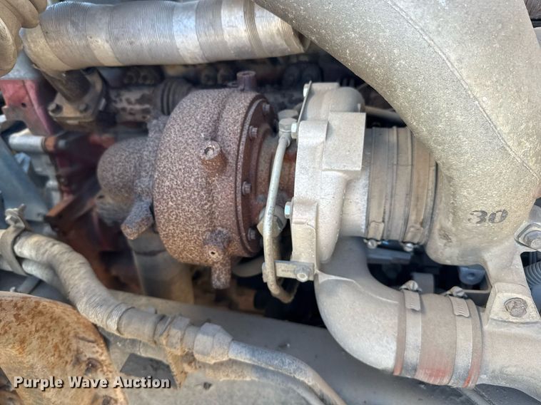 image for item DO2571 2009 Elgin Eagle street sweeper truck