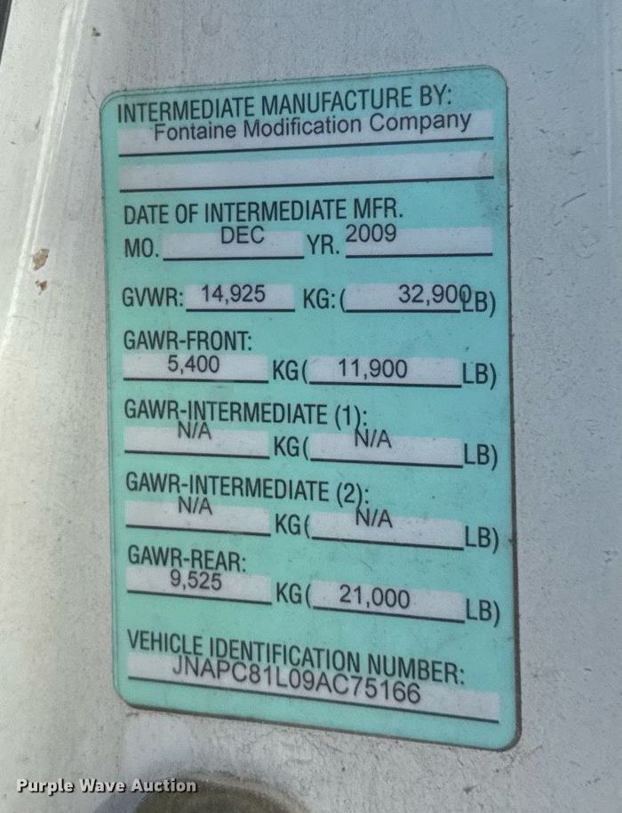 image for item DO2571 2009 Elgin Eagle street sweeper truck