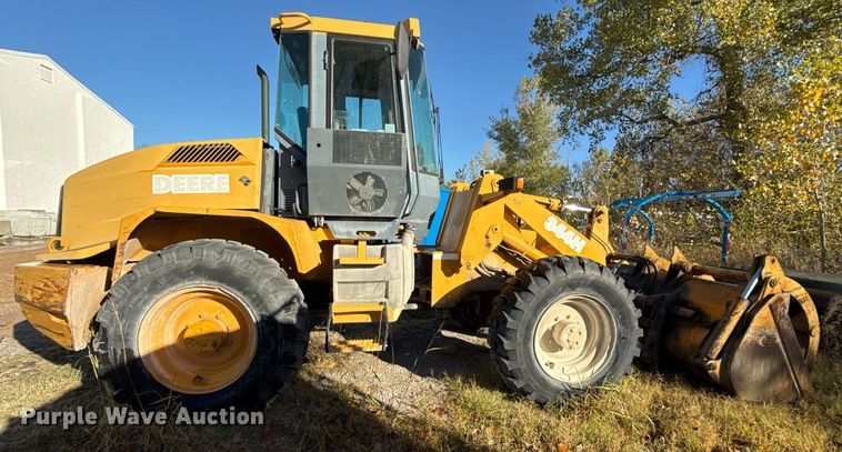 image for item DO7635 2000 John Deere 344H wheel loader