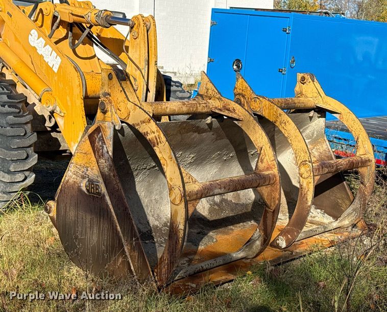 image for item DO7635 2000 John Deere 344H wheel loader