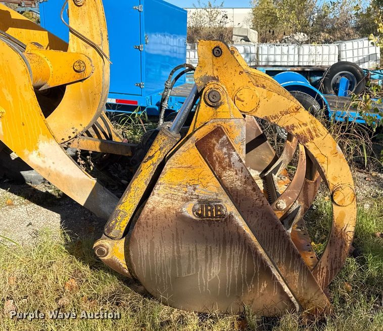 image for item DO7635 2000 John Deere 344H wheel loader