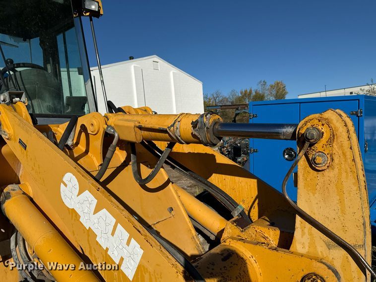 image for item DO7635 2000 John Deere 344H wheel loader